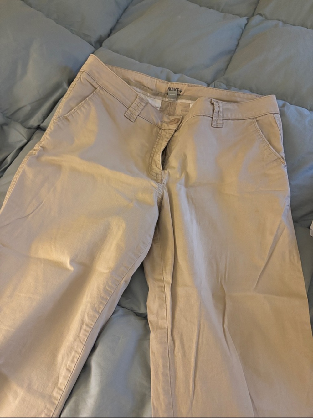 Make and Model cropped size 10  Chino Pants